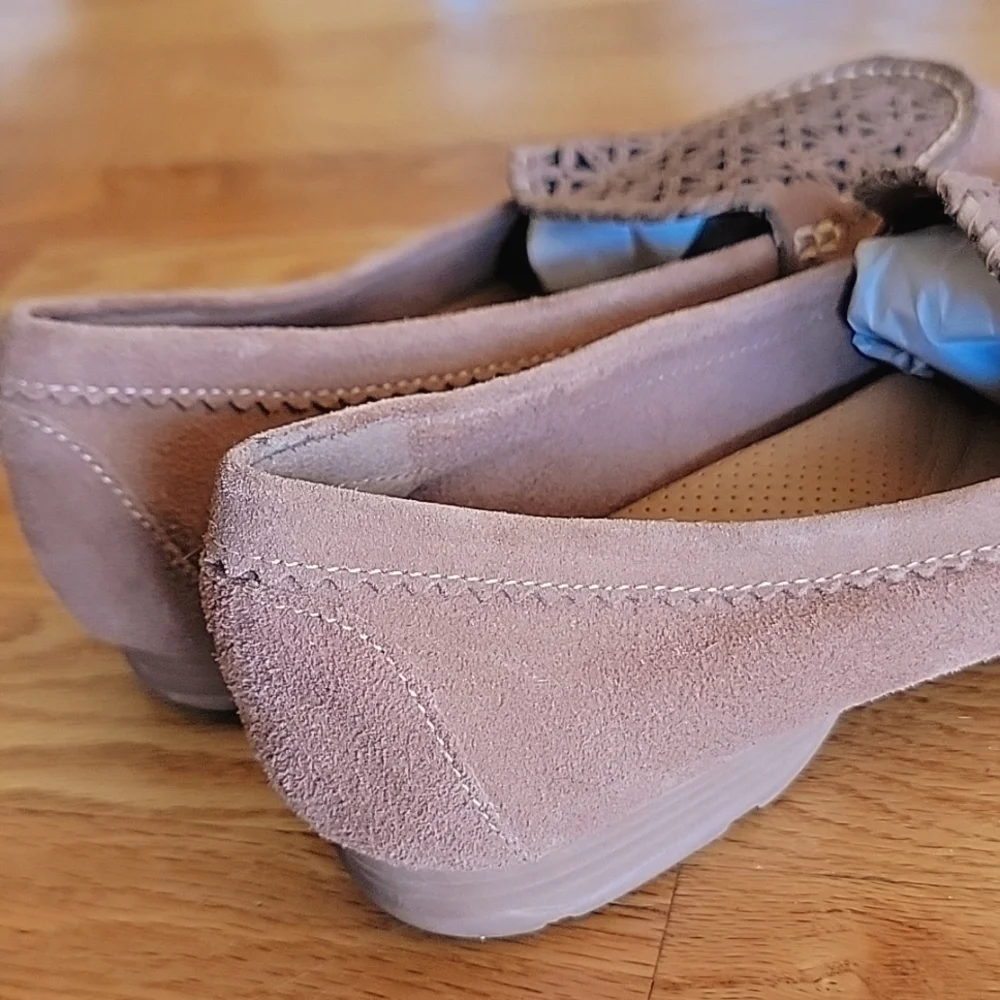 Baretraps Leather Slip On Loafers Slip Ons - Picture 7 of 8
